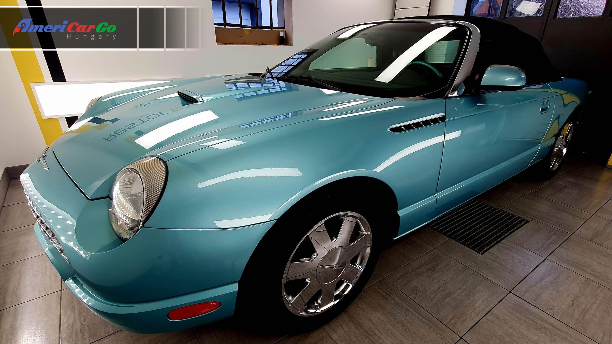 2002 Ford Thunderbird
